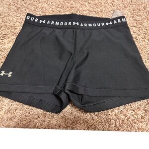 Under Armour Women's Black Bike Shorts 3” inseam size medium